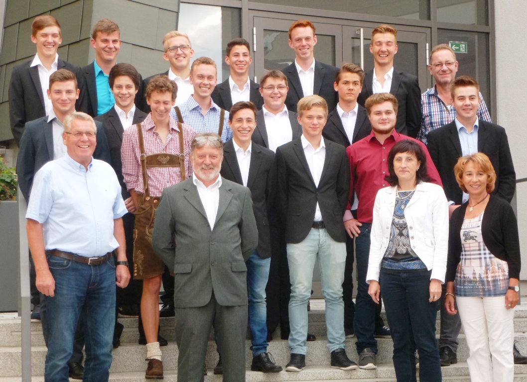 Trikot gegen Anzug getauscht