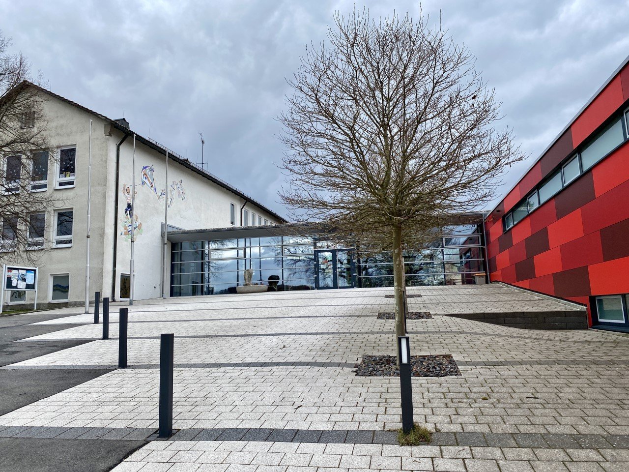 Bürger wehren sich: Mittelschulklassen in Floß erhalten