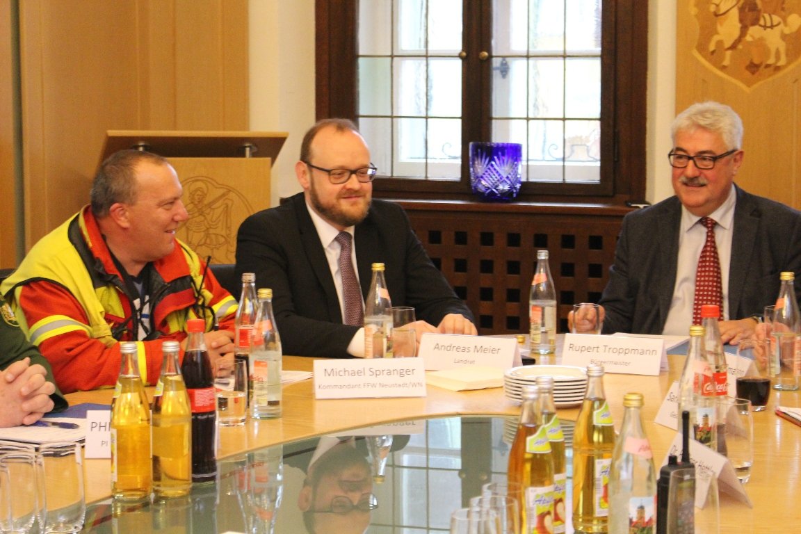 Evakuierung Altenheim Neustadt St. Martin (6)