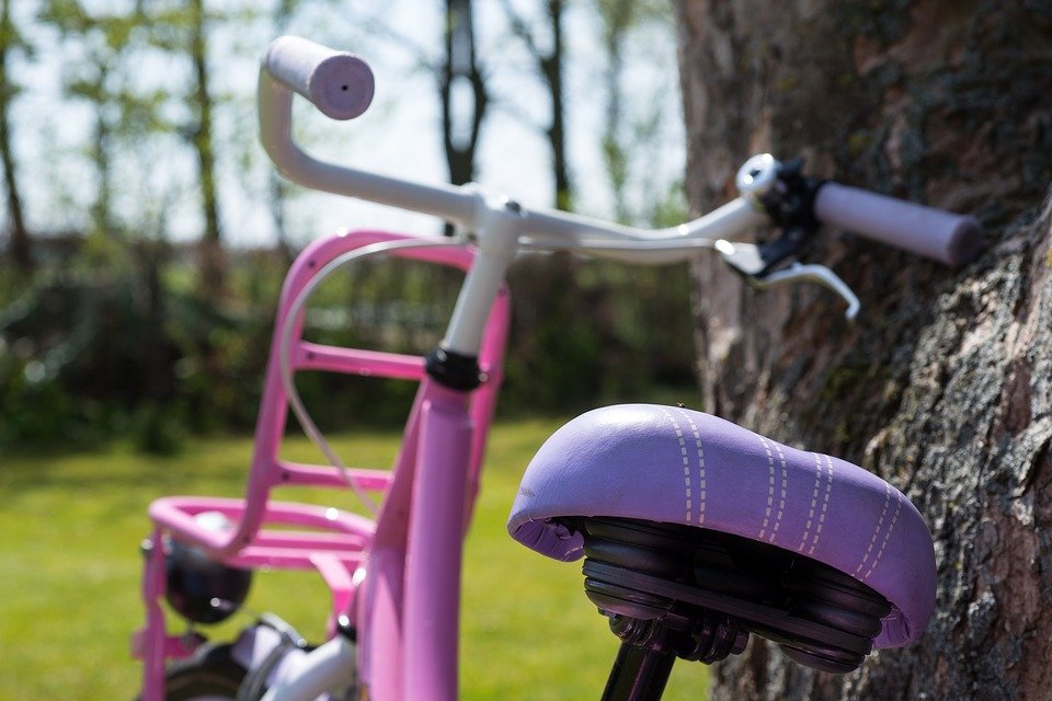 Fahrrad Mädchen Rad pink Pixabay