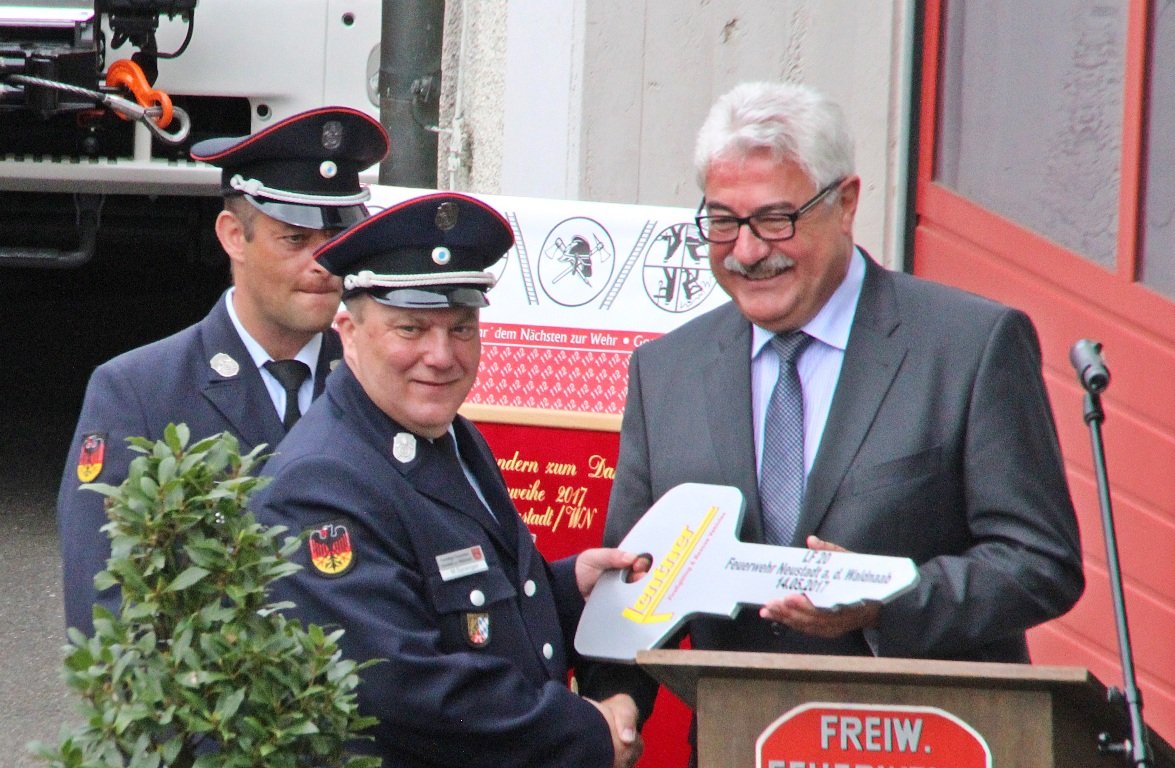 Fahrzeugweihe Segnung Feuerwehr, Neustadt (10)