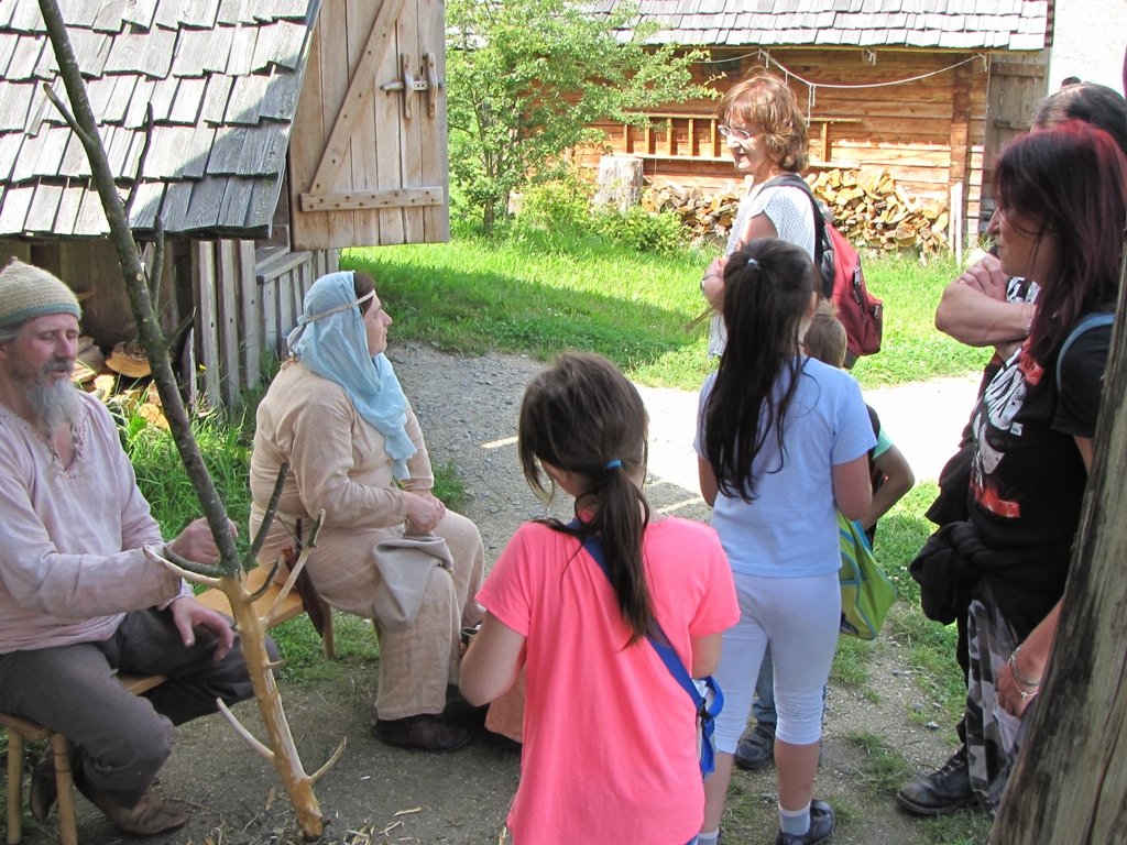 Bogenschießen und Wikingerschach