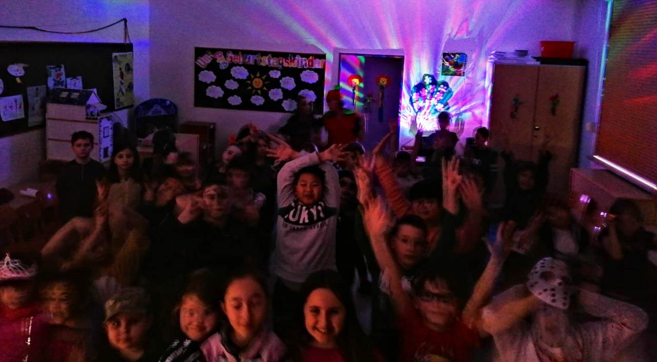Faschingsdisko Kinderfasching Grafenwöhr Ganztagsschule11