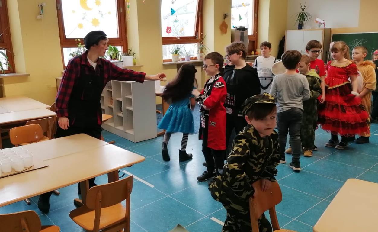 Faschingsdisko Kinderfasching Grafenwöhr Ganztagsschule13