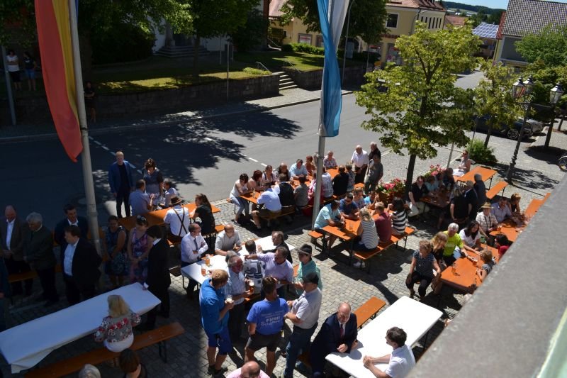 Festplatz vor dem Rathaus