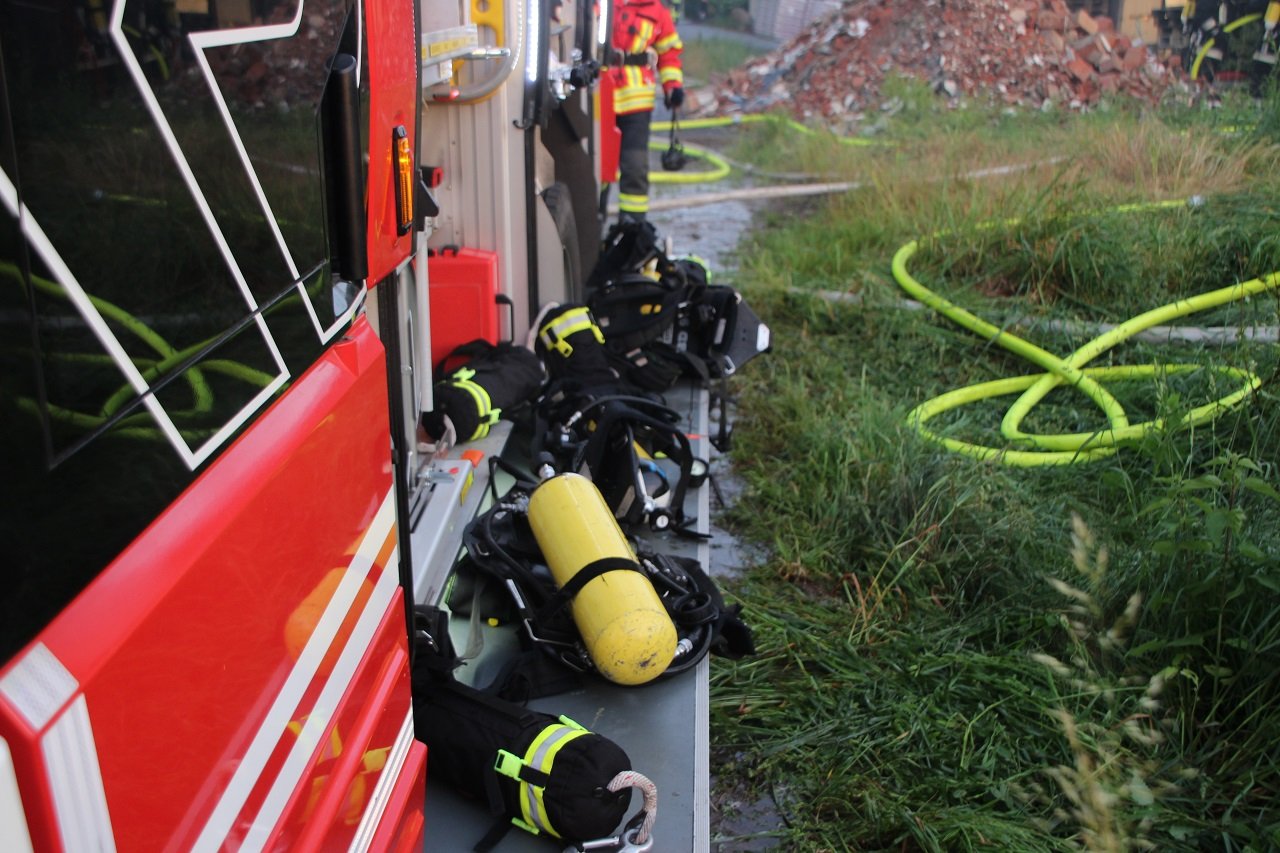 Feuer Brand Feuerwehr Symbol Einsatz Notruf (7)