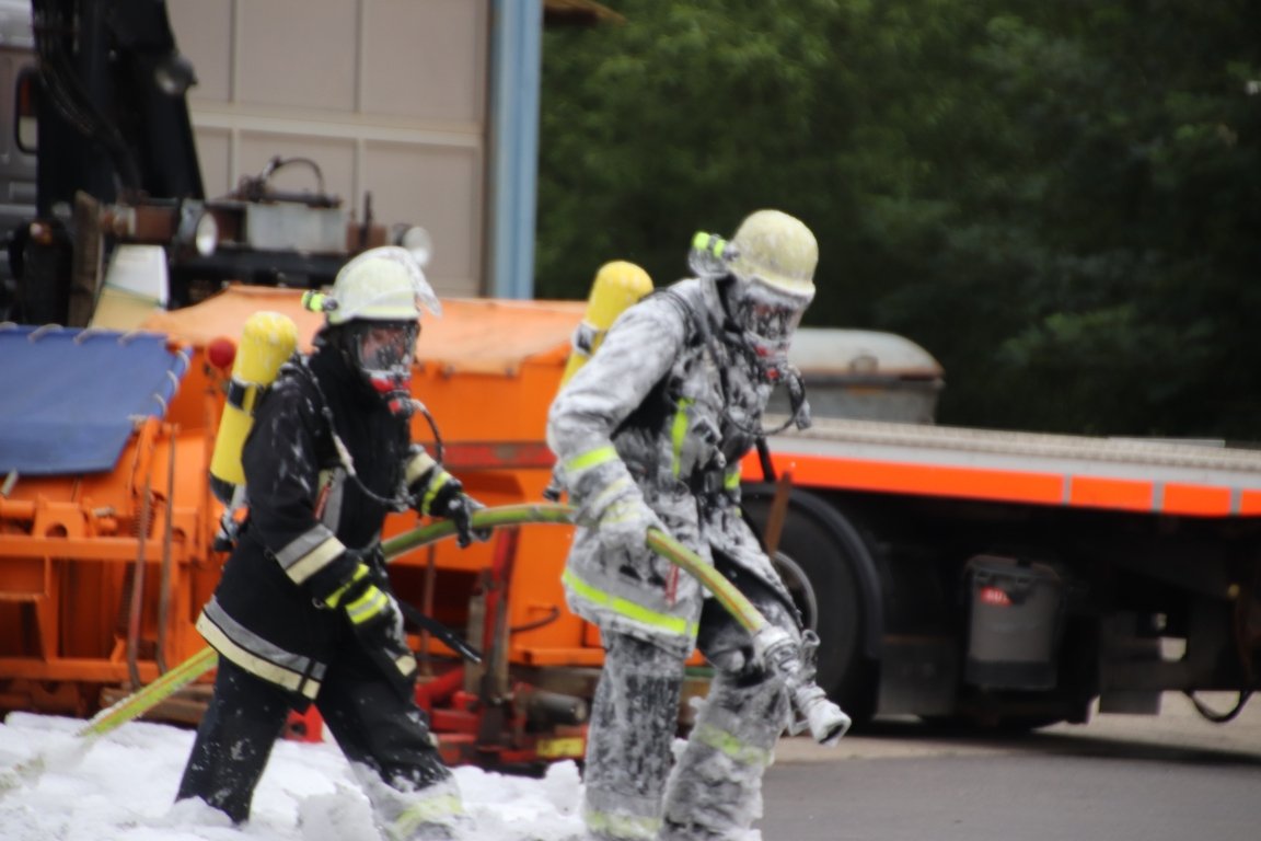 Feuer Firmengelände Betriebshof Grafenwöhr Bilder NEWS514