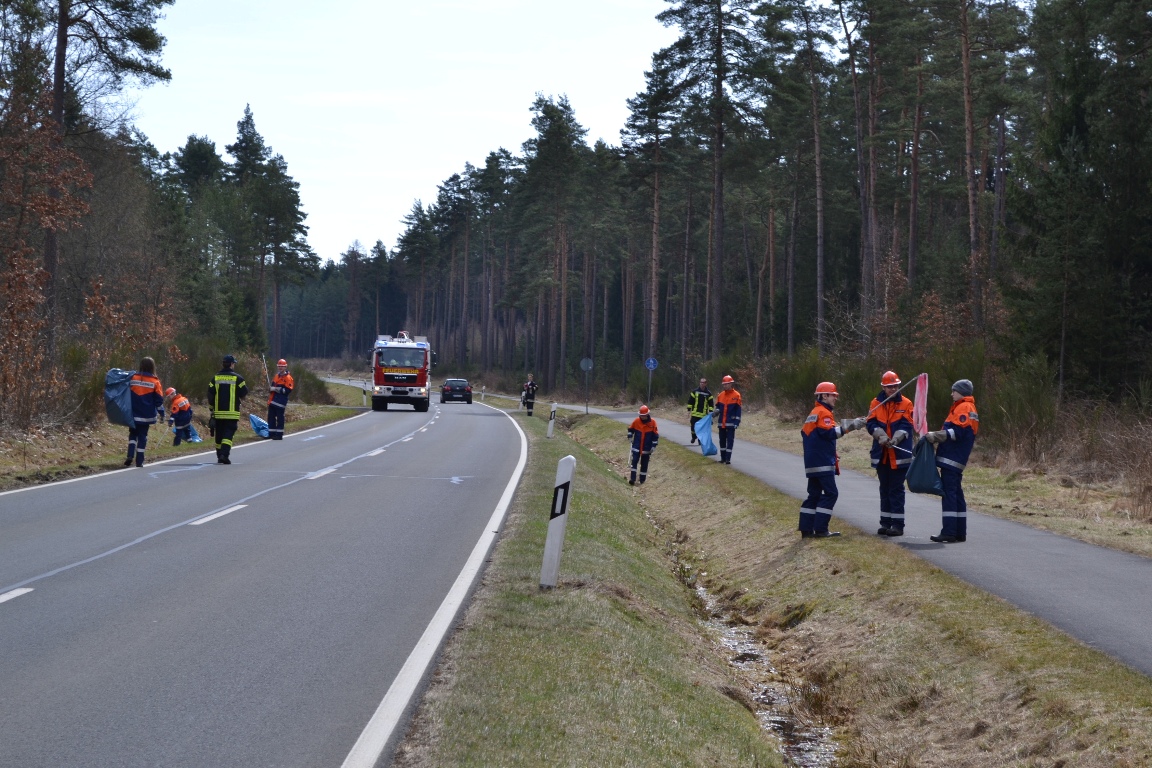 Feuerwehr Parkstein, Rama Dama, Müll aufräumen2