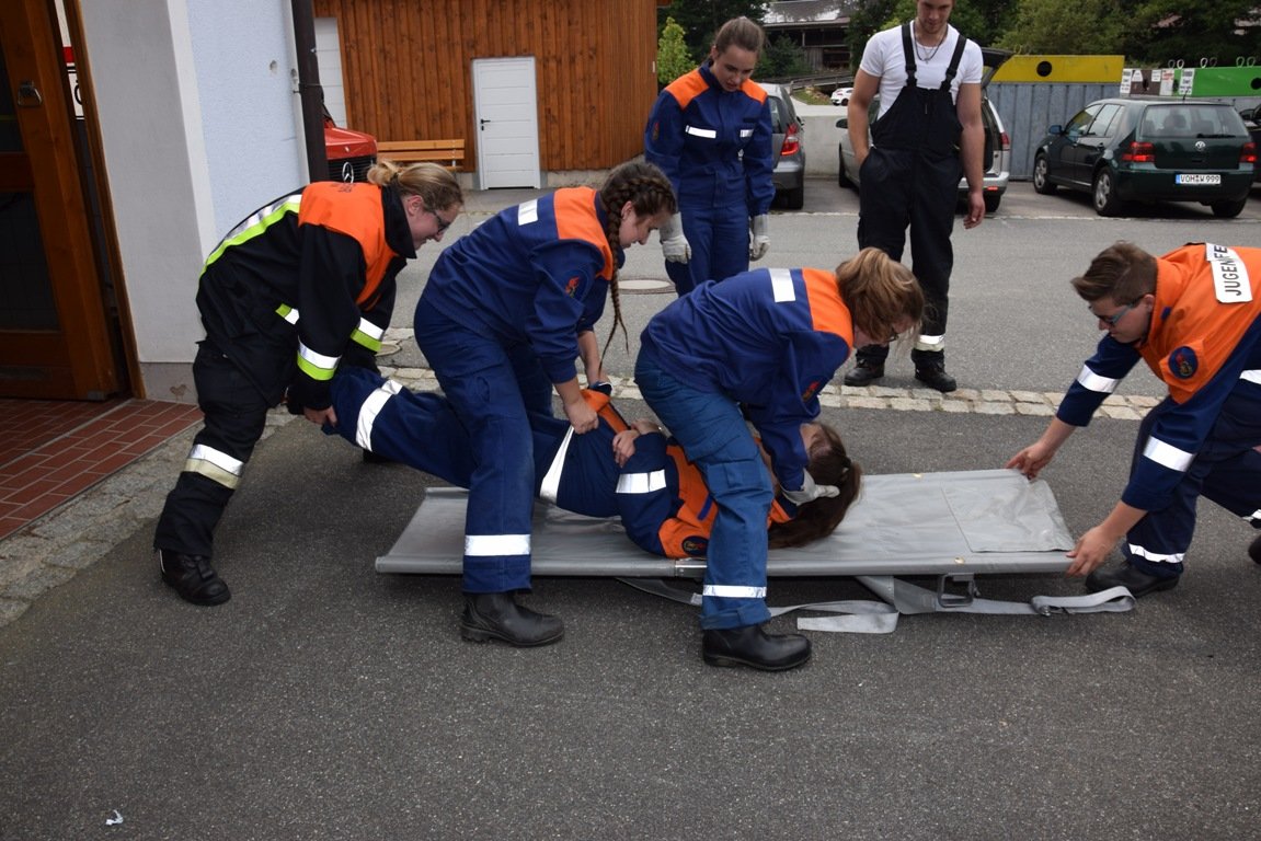Feuerwehr Waldthurn Pilotprojekt Übung - Leistungsabzeichen 1