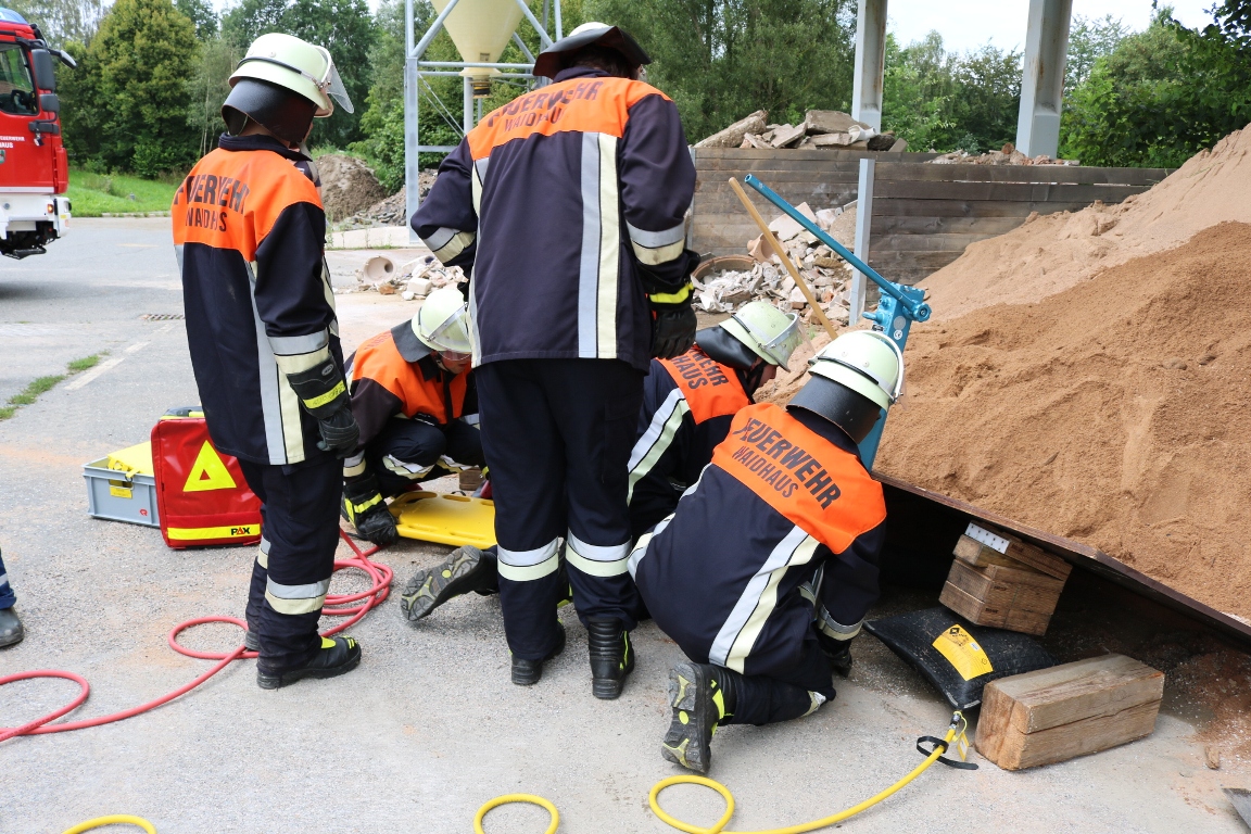 Feuerwehrübung Jugendfeuerwehr Waidhaus (7)