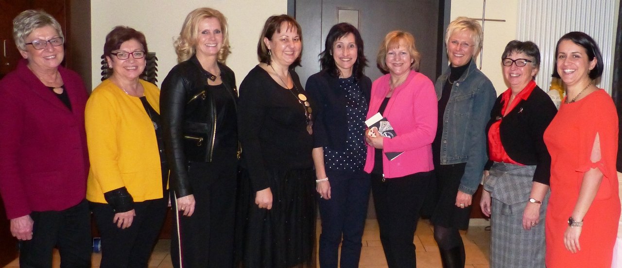 FrauenUnion Petra Dettenhöfer CSU Damen Tanja Schiffmann Anita Stauber Sieglinde Schärtl