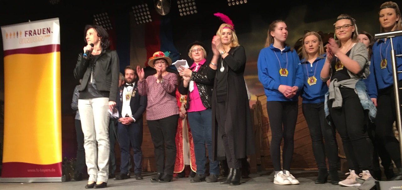 Frauenbund Vohenstrauß Fasching Faschingsverein Behindertennachmittag Bild Sieglinde Schärtl