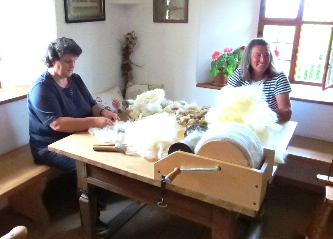 Freilandmuseum Neusath-Perschen, Wolle, spinnen, Frauen, weben, Schafswolle