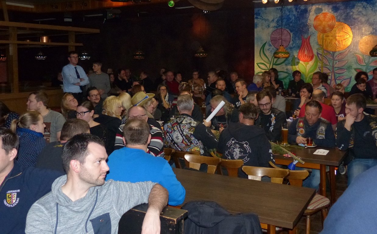 Freiwillige Feuerwehr Neudorf Luhe Oberwildenau Christbaumversteigerung Bilder Hans Meißner3