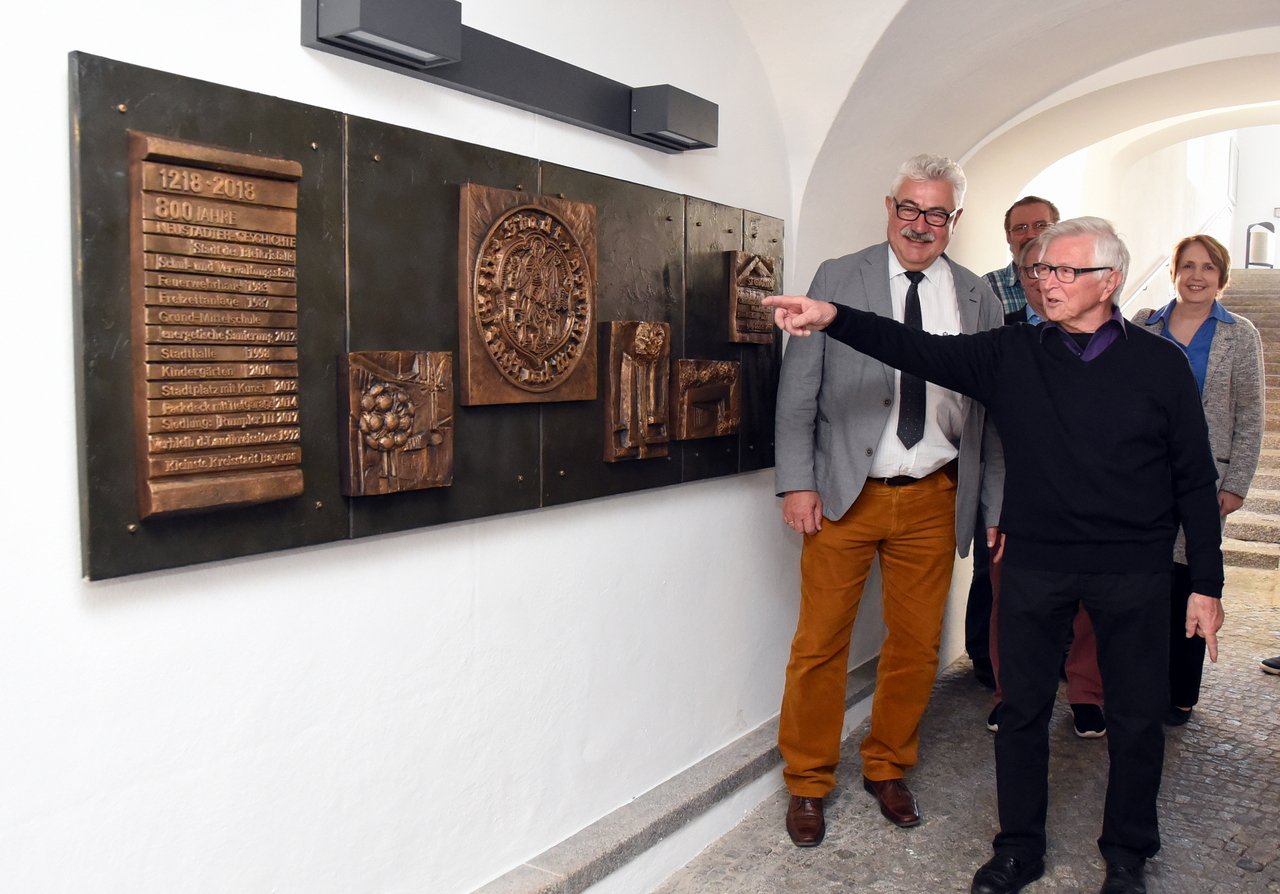 Geschichtstafel Rathauspassage Neustadt