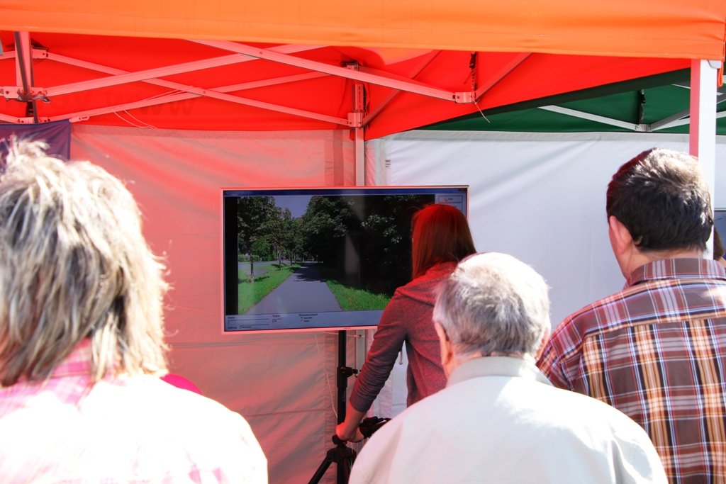 Gewerbeschau Tirschenreuth 2016, Zeitler, Oberpfalz Aktuell, Verkehrswacht, Infostand, Fahrsimulator