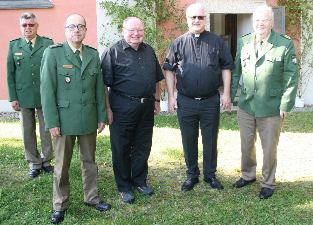 Gottesdienst St Quirin Bild Polizei NeustadtWN 1