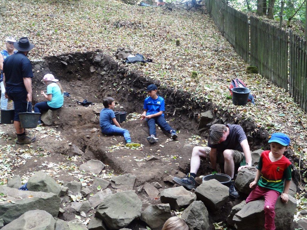 Grabungen Rauher Kulm