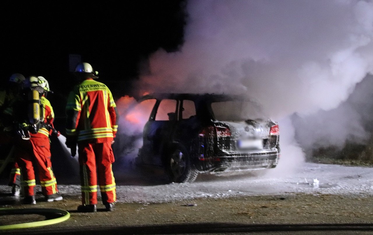 Grafenwöhr-Pressath_B299_Fahrzeugbrand_1