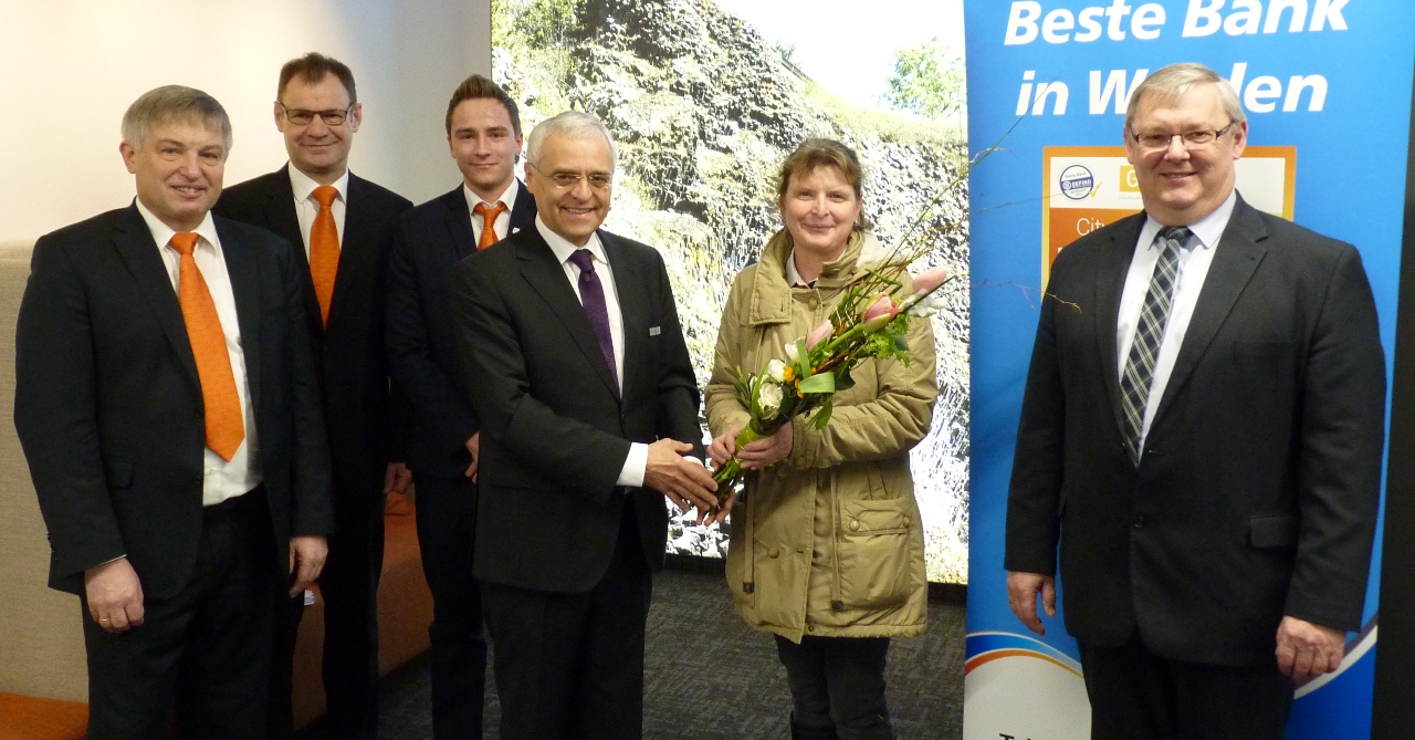 Raiffeisenbank Parkstein erste Kundin