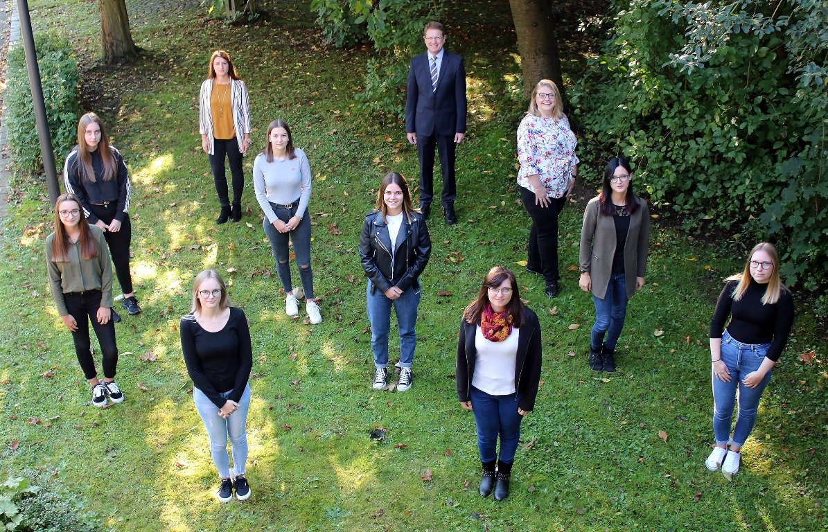 Gruppenfoto CJS Azubis 2020