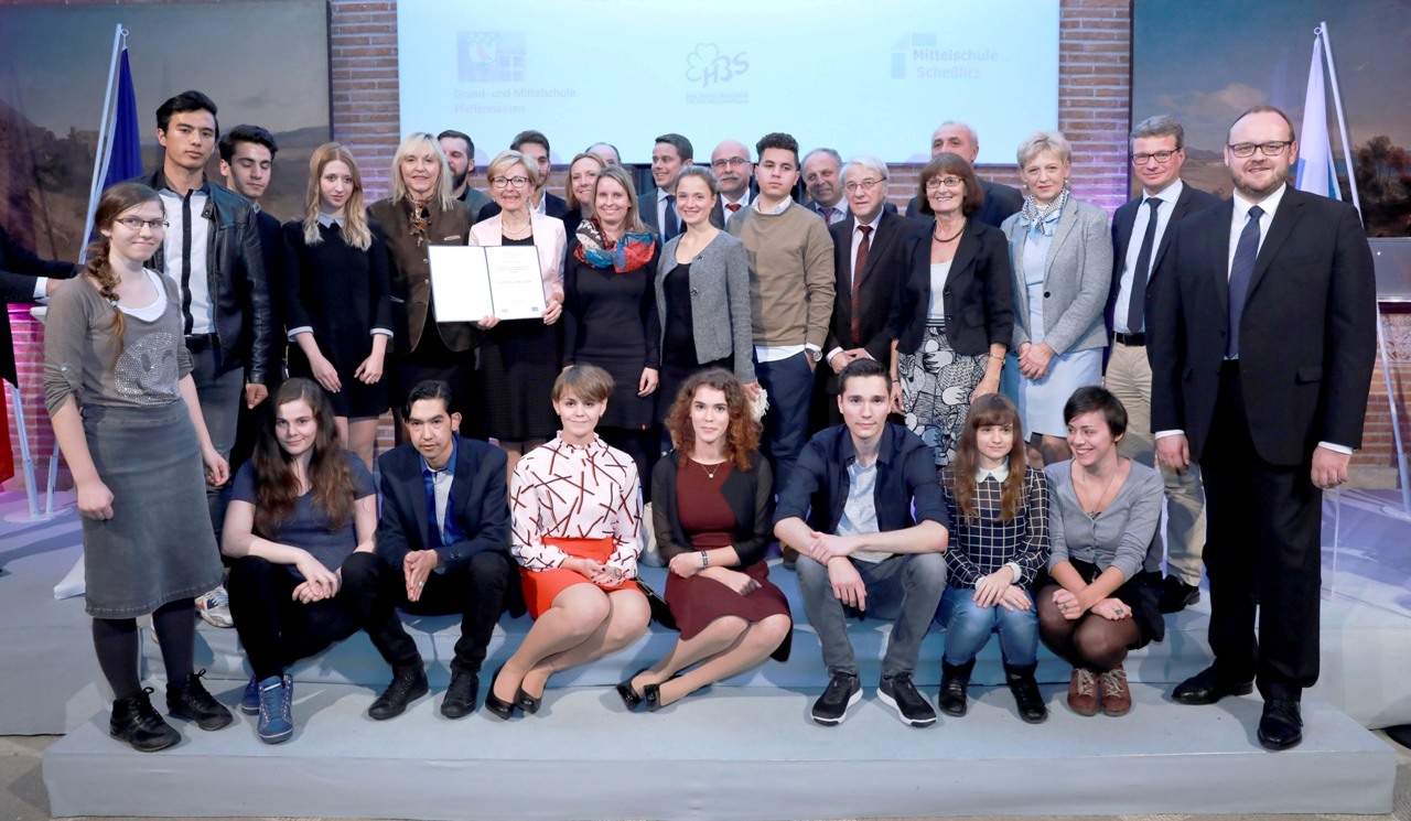 Gustav-von-Schlör-Gruppe, Weiden, Europa-Urkunde