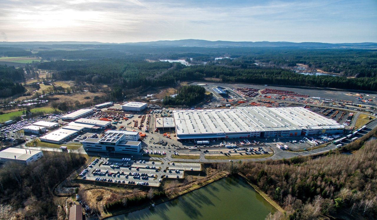 HAMM AG WRekordumsatz und umfassende Werkserweiterung bei der HAMM AG Werkserweitung