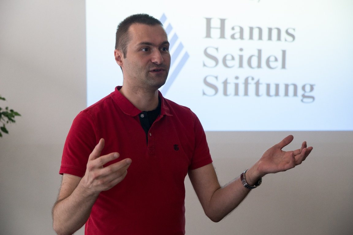 Hanns Seidel Stiftung Referent Roland Kaiser Seminar zur DSGVO EU-Datenschutzgrundverordnung Bild JU Hammerweg