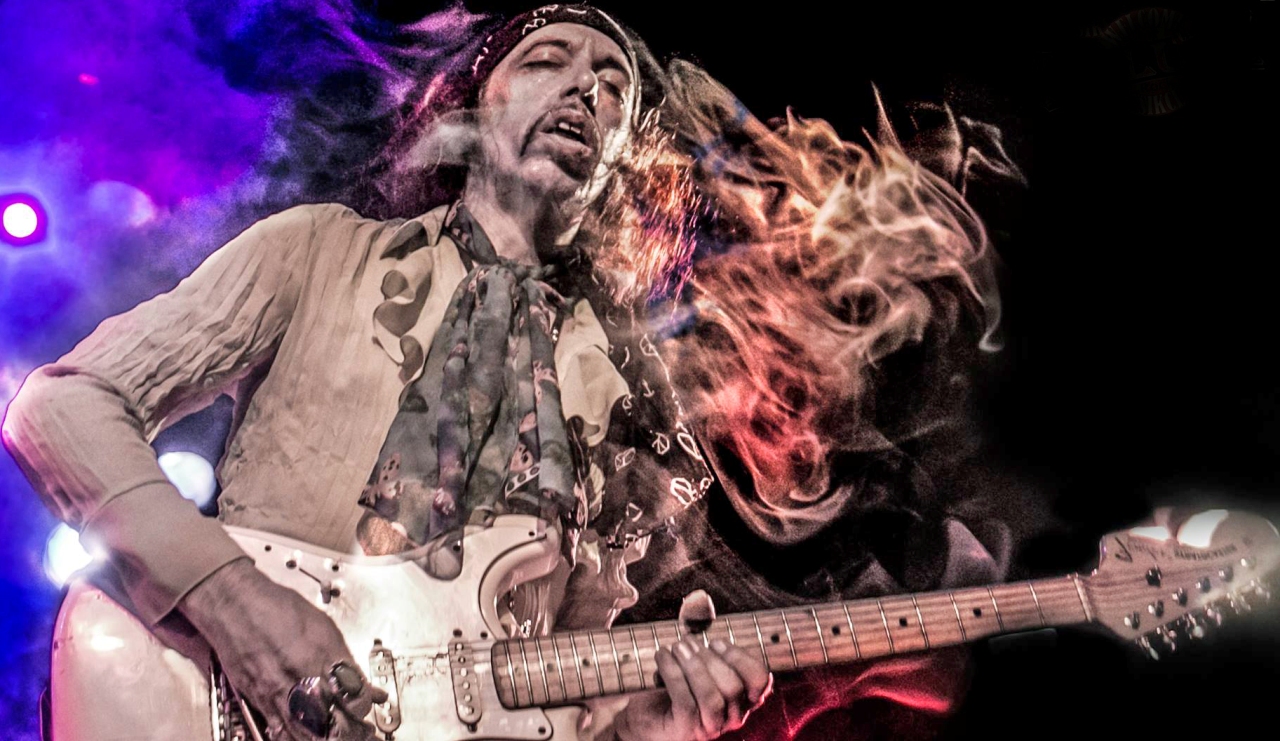 Reinkarnation von Jimi Hendrix gastiert im „Salute“