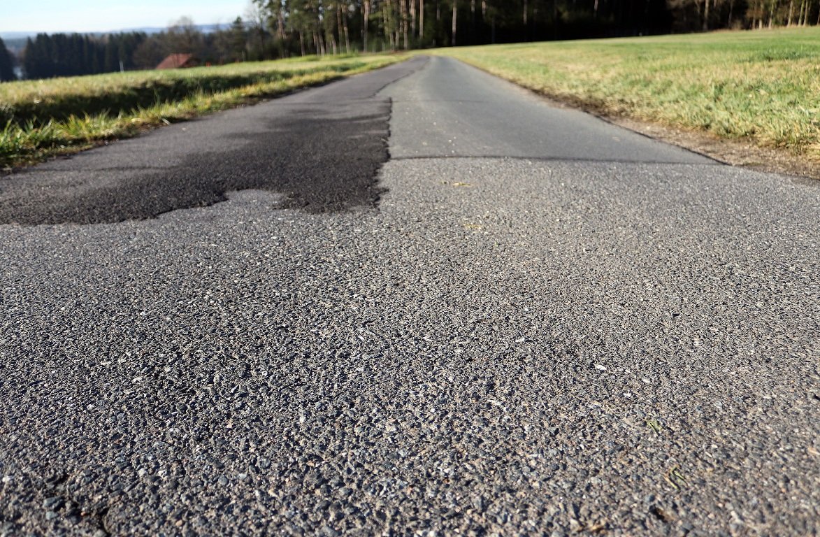 Haselbrunn Flickenteppich Straße Ortsbegehung Gemeindeverbindungsstraße Haselbrunn Großkotzenreuth 4