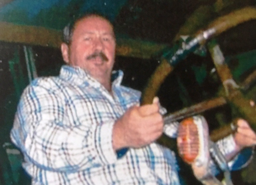 Helmut Lingl Beerdigung Döllnitz