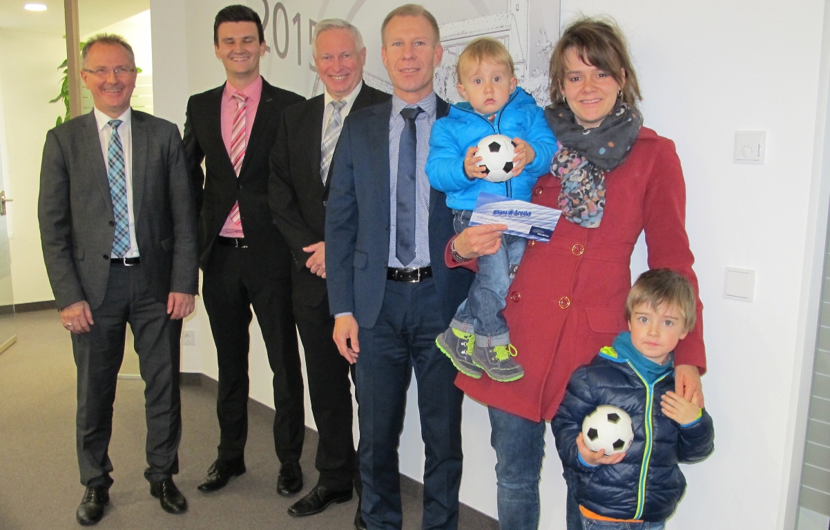 Felix Hopf gewinnt Luftballon-Wettbewerb