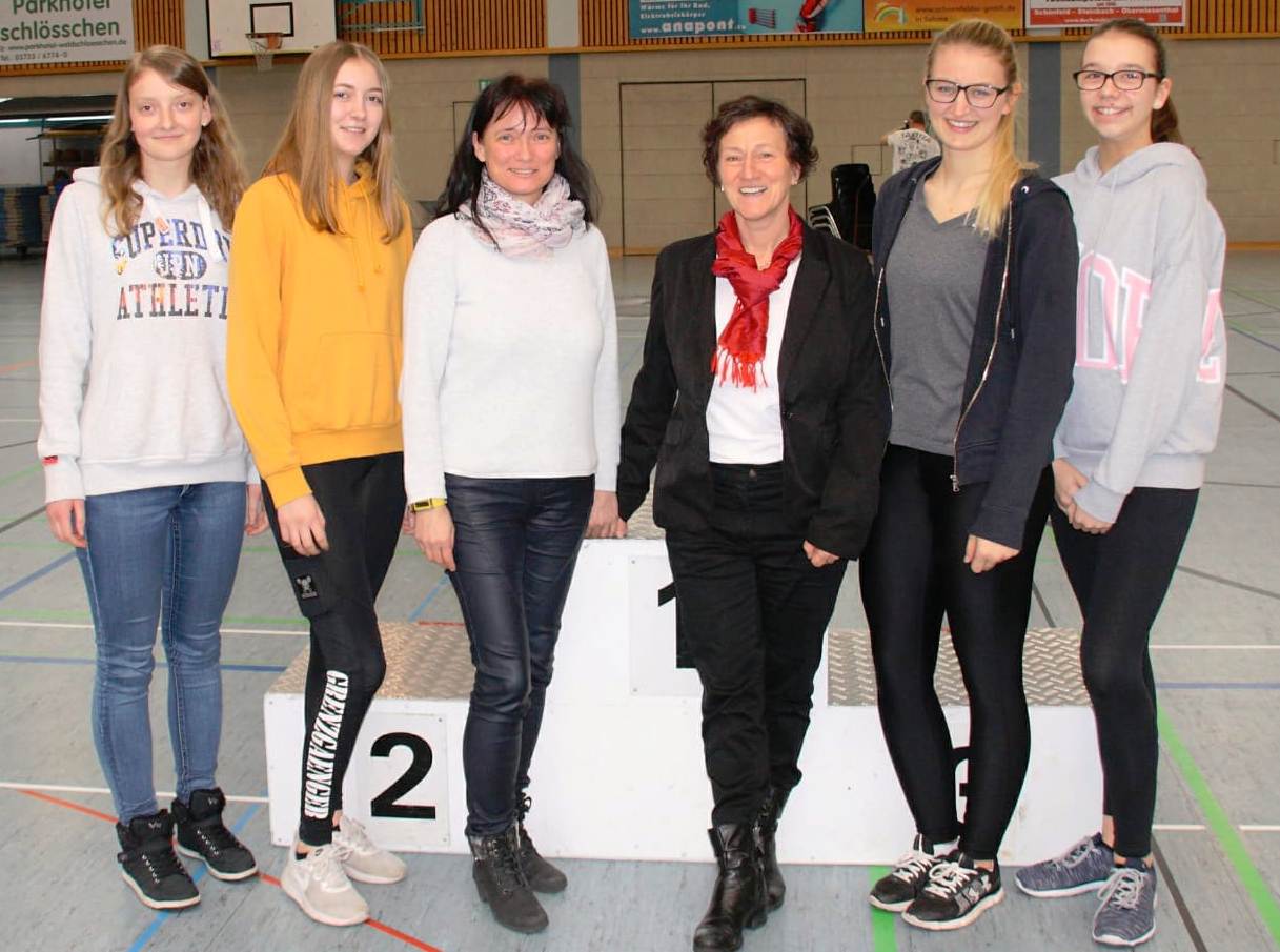 TB Turnerinnen bei Wettkampf in Partnerstadt