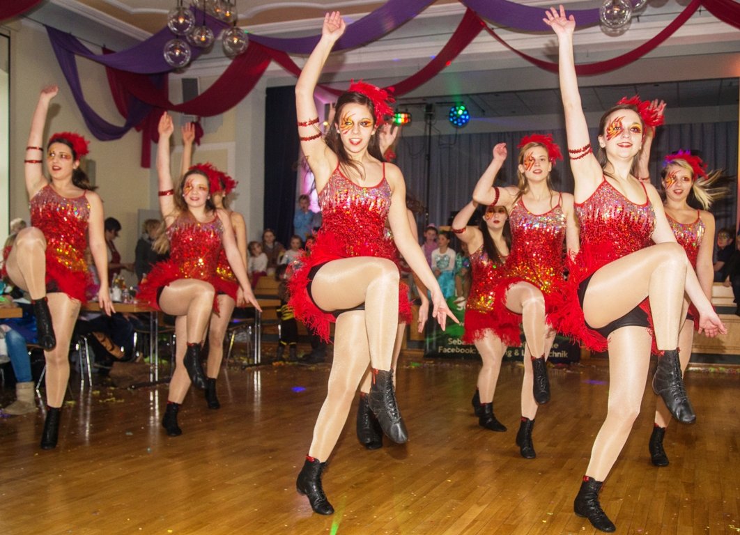Kinderfasching der TSV-Sparte Turnen im Kolpinghaus in Erbendorf