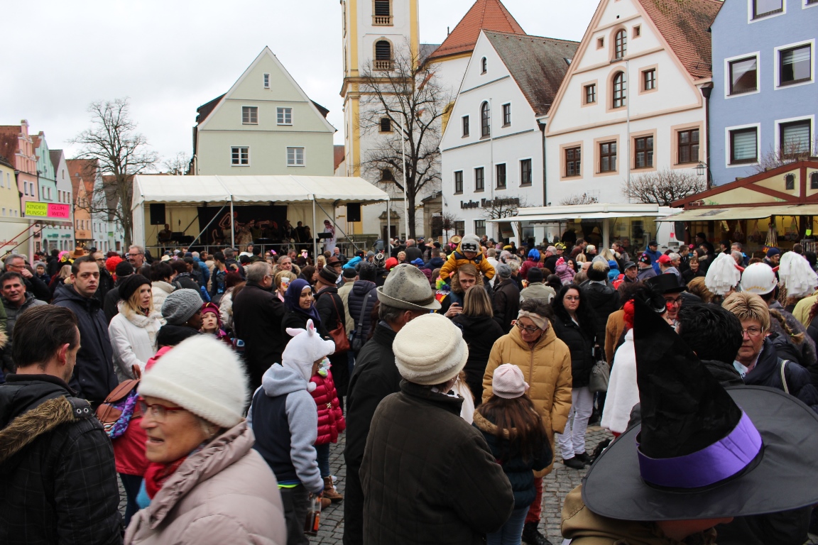 Faschingstreiben Narrhalla Weiden 2017