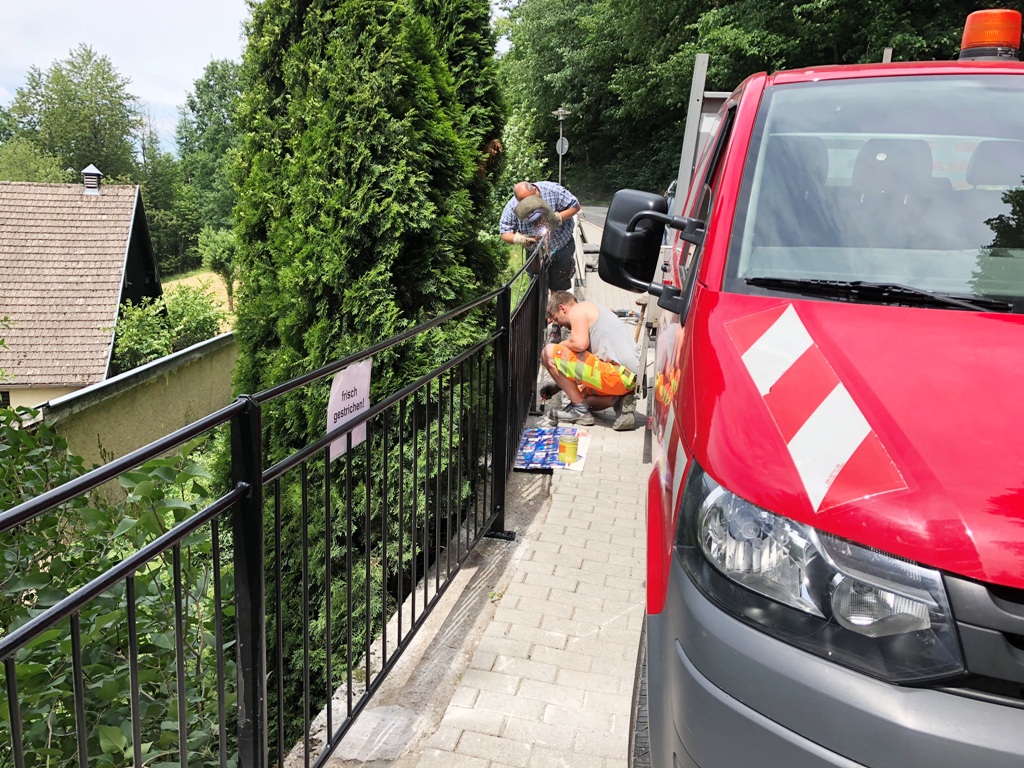 Zaun Neuhauser Berg erneuert Windischeschenbach