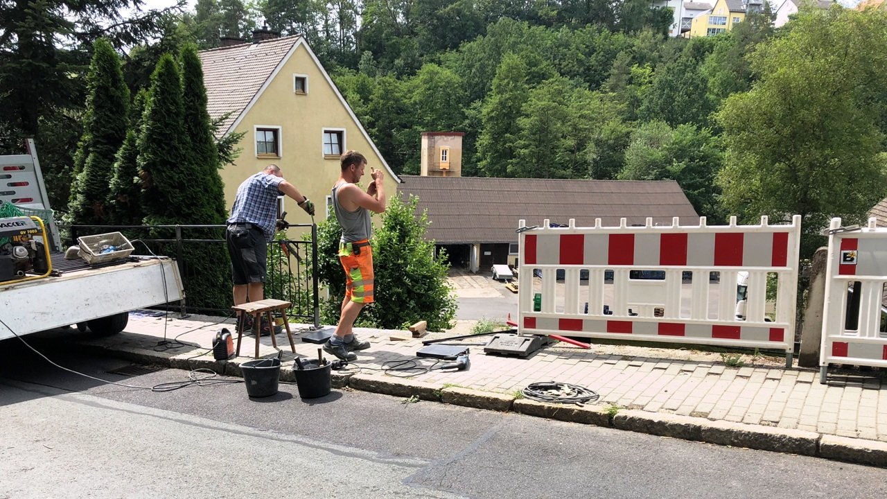 Zaun Neuhauser Berg erneuert Windischeschenbach