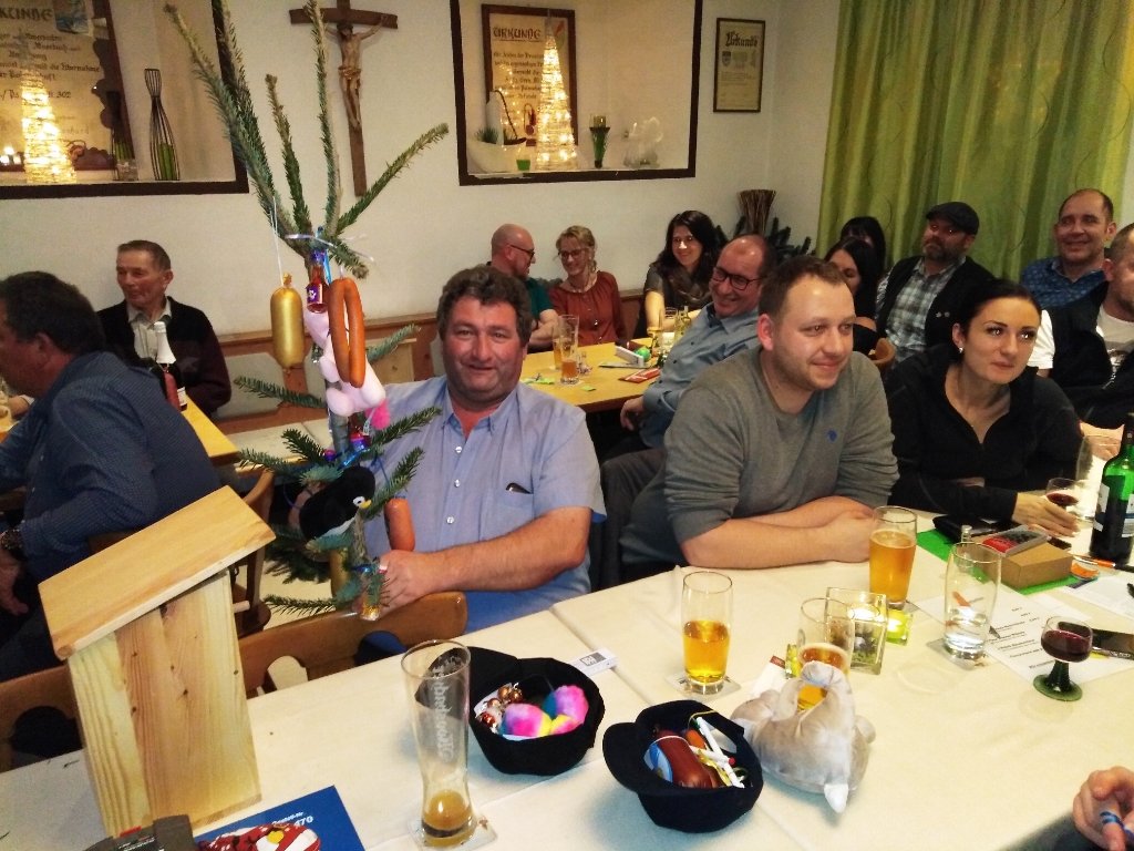 OWV Moosbach Christbnaumversteigerung