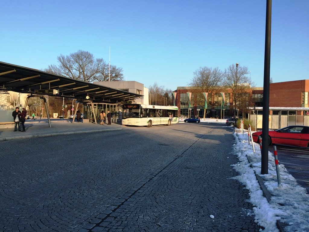 ZOB Weiden Bus Bushaltestelle