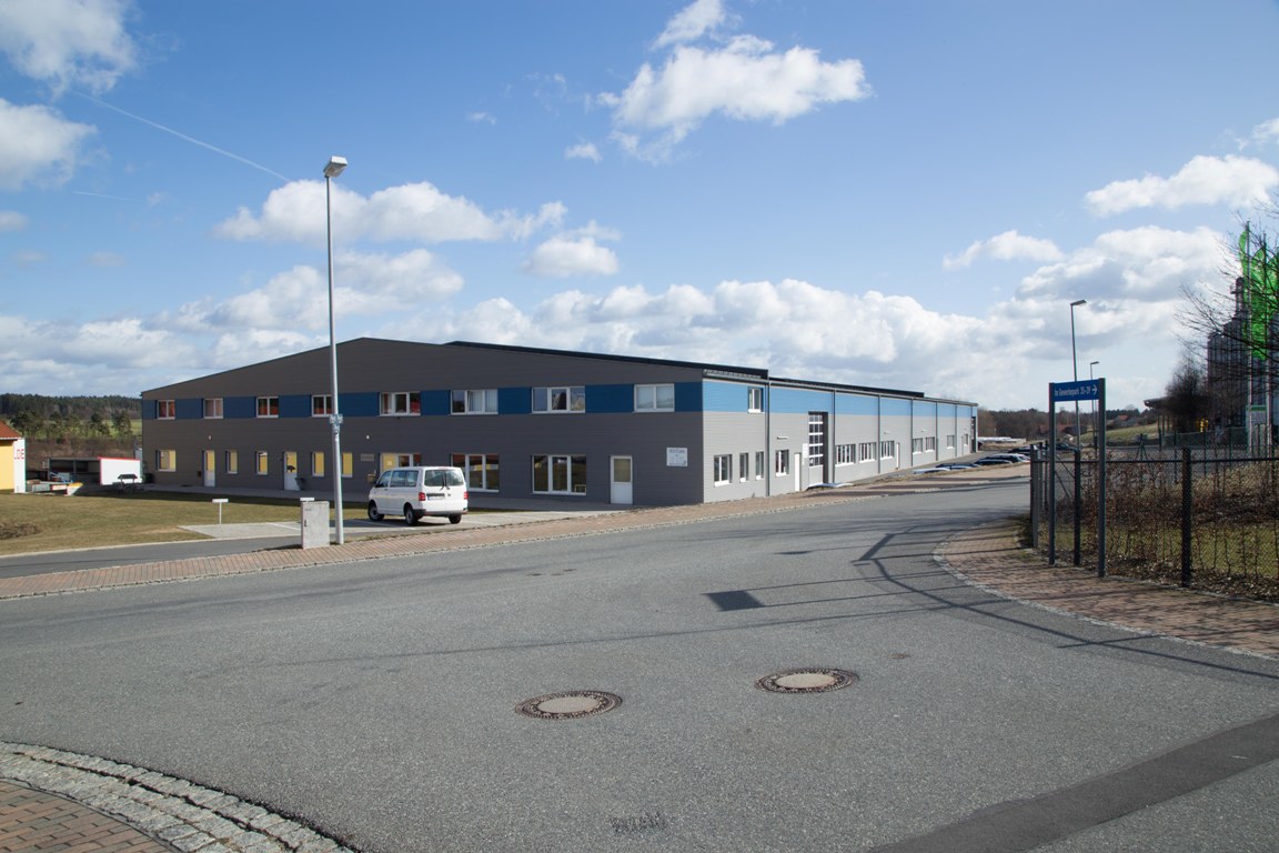 Bundestagsabgeordneter Albert Rupprecht bei KS TechnoCase in Erbendorf