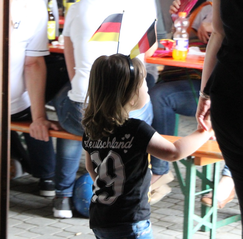 EM 2016 Public Viewing Mantel