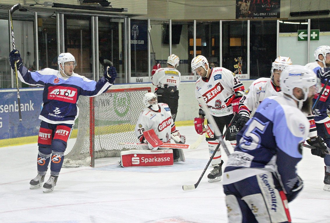 Blue Devils Weiden Memmingen 1. EV Weiden