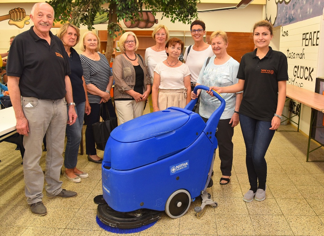 Inner Wheel Club spendet Weidener Tafel (2)