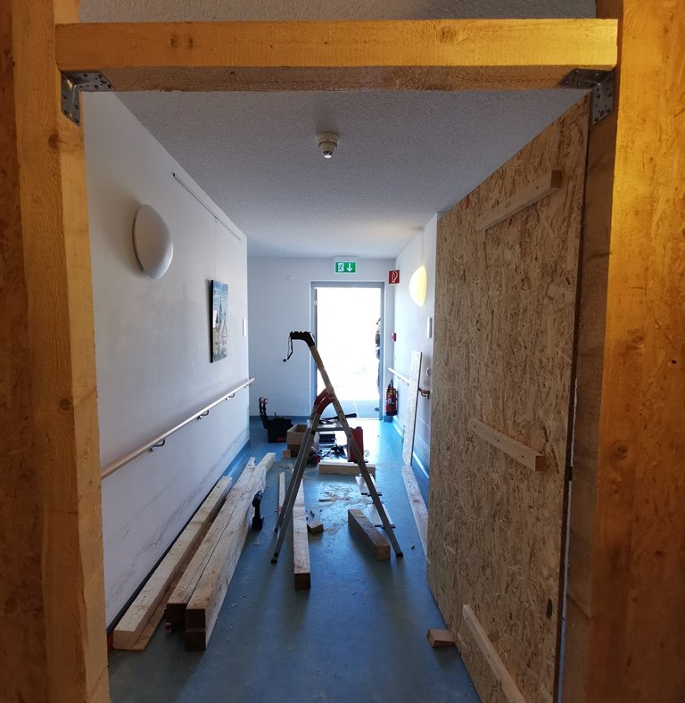 Insolationsschleusen BRK Altenheim Eschenbach THW Weiden Einsatz (2)