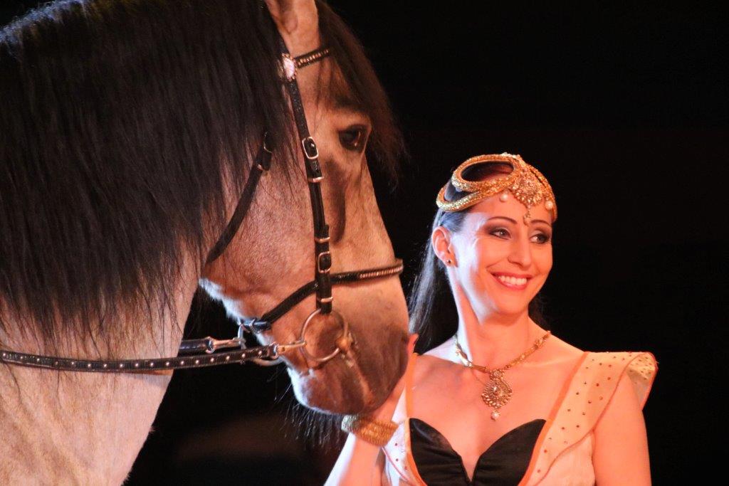 Jana_Lacey-Krone Circus Krone Weiden