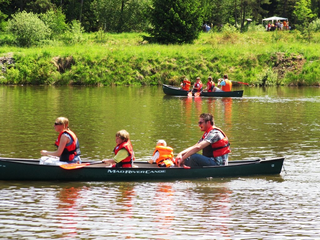 Kanu_fahren_Bierlohweiher, Waldkindergartenfest