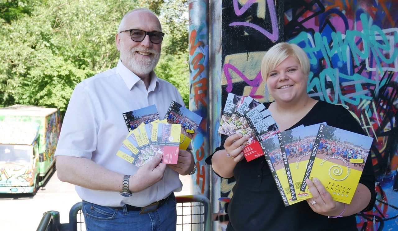 Kathi_Glaser_und_Ewald_Zenger Stadtjugendring JUZ Weiden Ferienprogramm 2019 Symbol 2