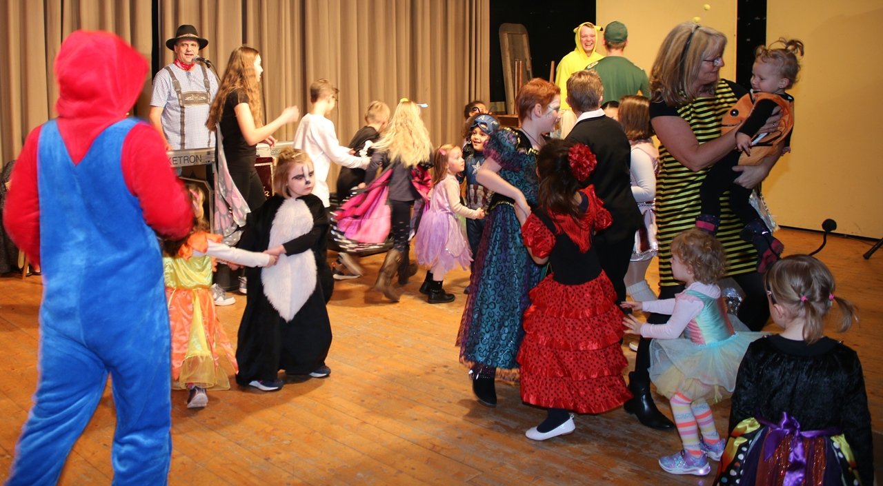 Kinderfasching Grafenwöhr Jugendheim (15)