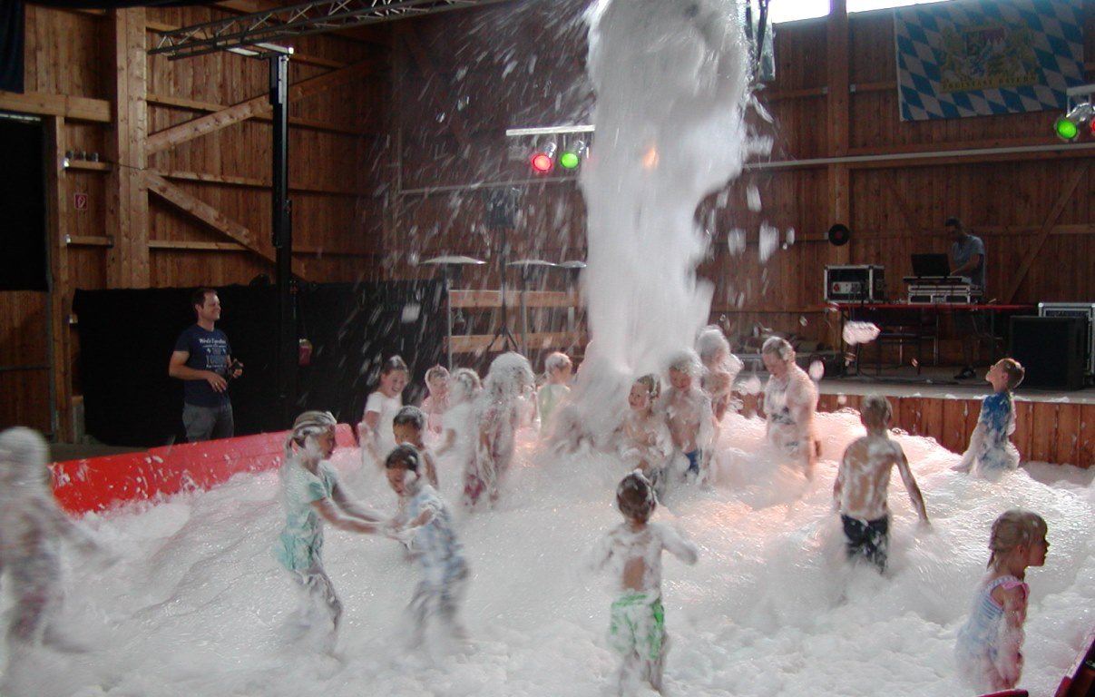 Kinderschaumparty Wurzer O´Schnitt