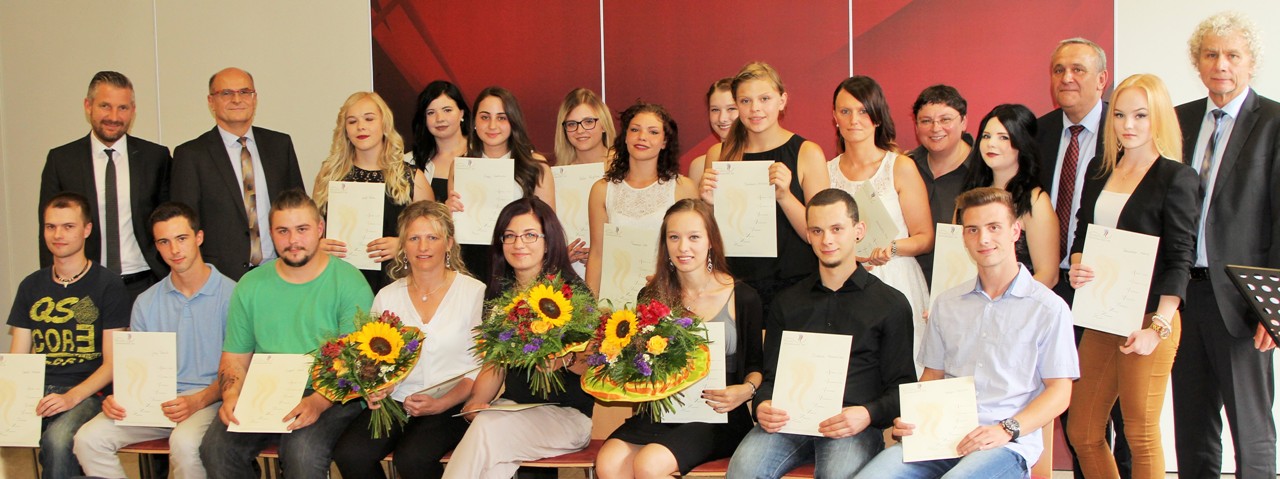 Kliniken Nordoberpfalz AG, Krankenpflege, Berufschule, Abschluss1
